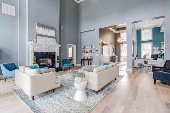 Photo - Pillars at Great Bridge