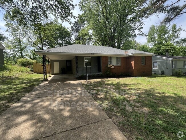 Building Photo - 3535 Debby Dr Rental