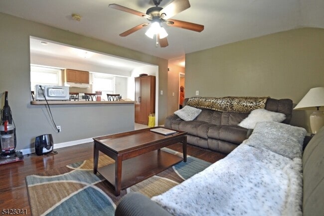 Photo - 176 Harding Pl Unit 2