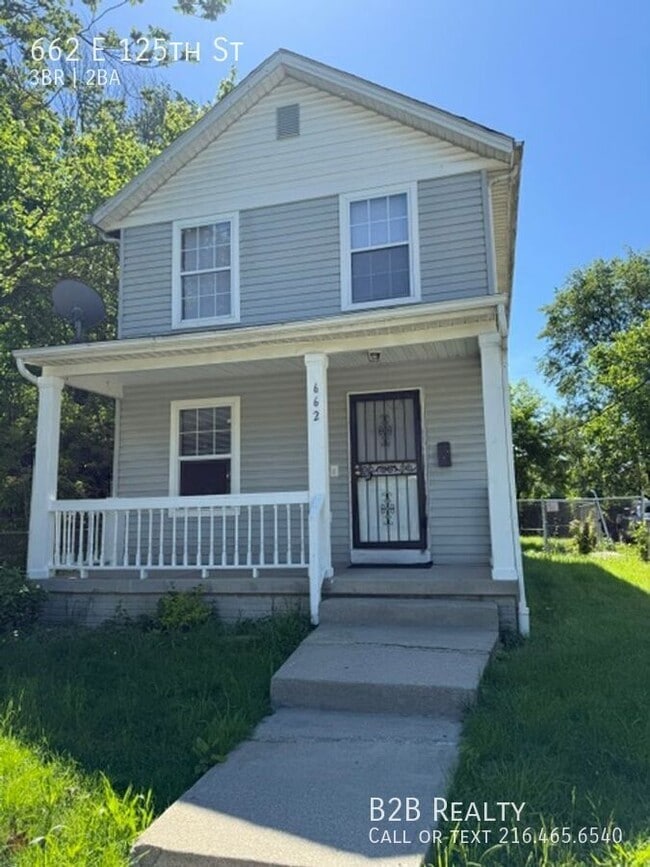 Building Photo - 662 E 125th St