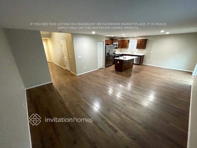 Photo - 2011 199th St E