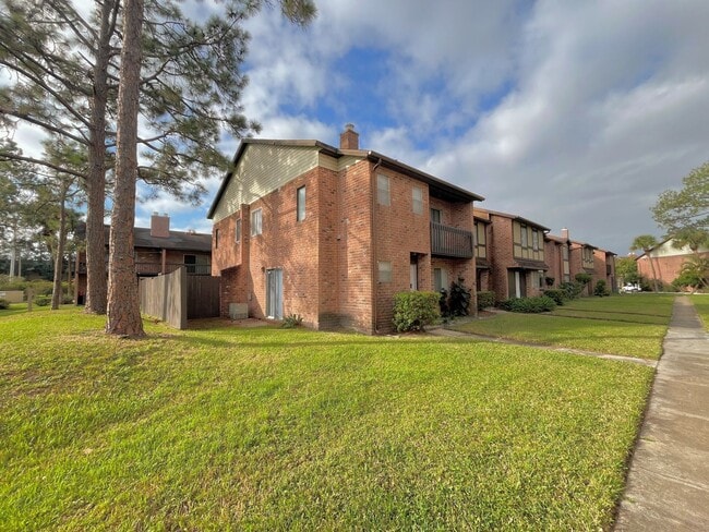 Building Photo - 5151 Picadilly Circus Ct Unit 2