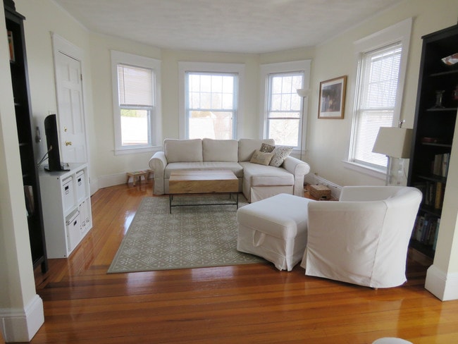 Living Room - 105 11th St Unit 3