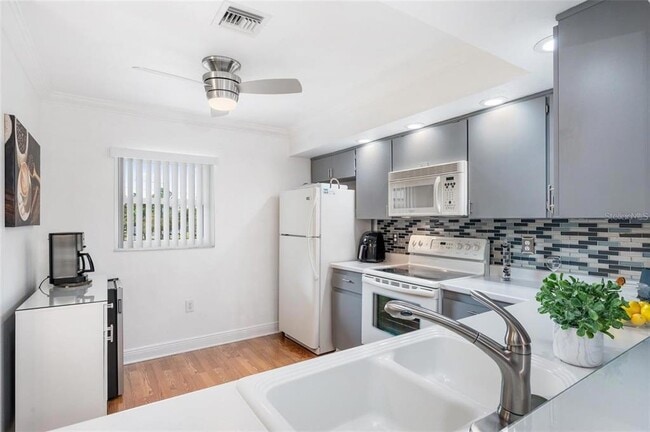 Photo - 2700 Nebraska Ave Unit 5-203