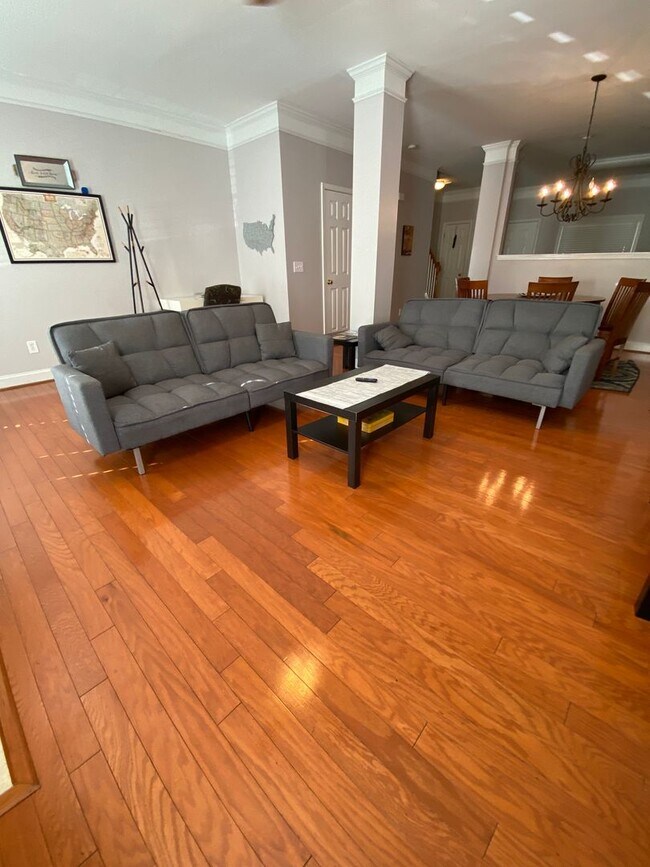 MoveIn Ready in Hampton Forest! Townhome Townhome Rental in Columbia SC