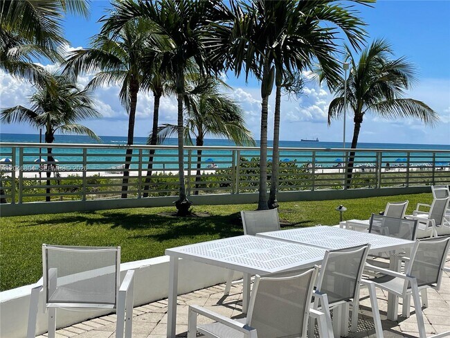 Photo - 5151 Collins Ave Unit 1722