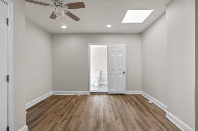 Photo - 2429 Ashland Ave