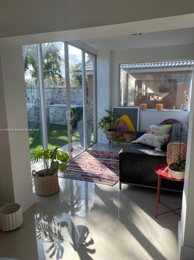 Photo - 5261 SW 154th Pl