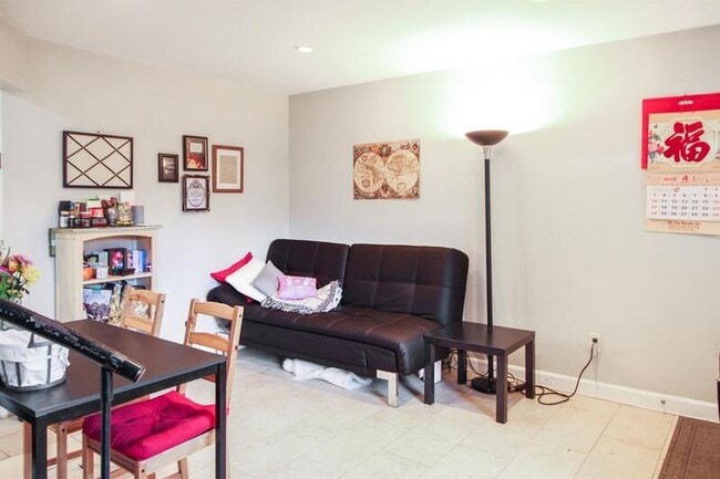 Photo - 171 Erie St Unidad A
