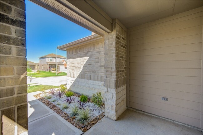 Photo - 5406 Castlebury Meadows Dr
