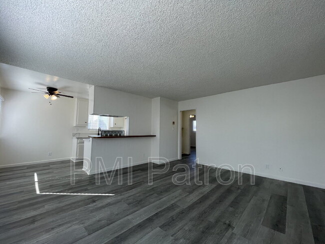 Photo - 4112 Green Ave Condo Unit B