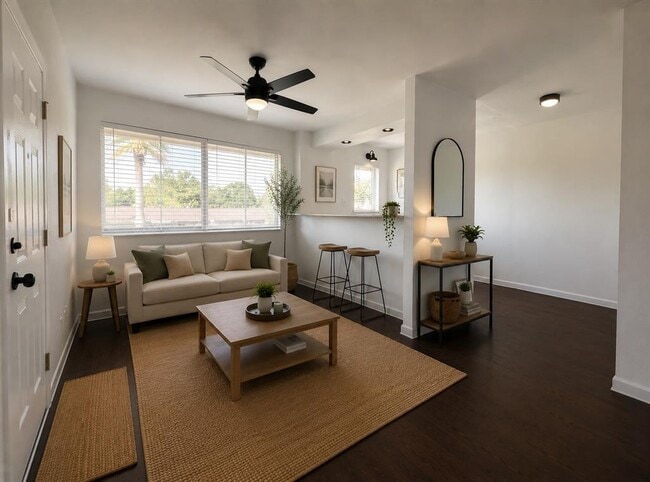 Photo - 3304 Red River St Unit 203