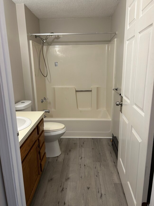 Photo - 6941 Plaza Dr