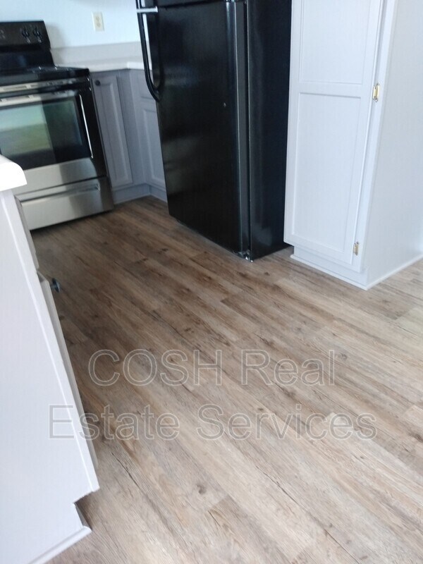 Photo - 750 Plantation Rd