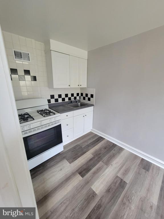 Building Photo - 3315 Indian Queen Ln