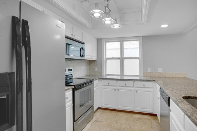 Photo - 319 L'Atrium Dr