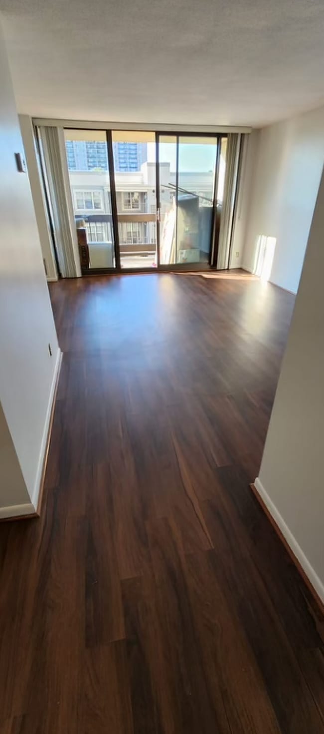 Building Photo - 5505 Seminary Rd Unit #409N