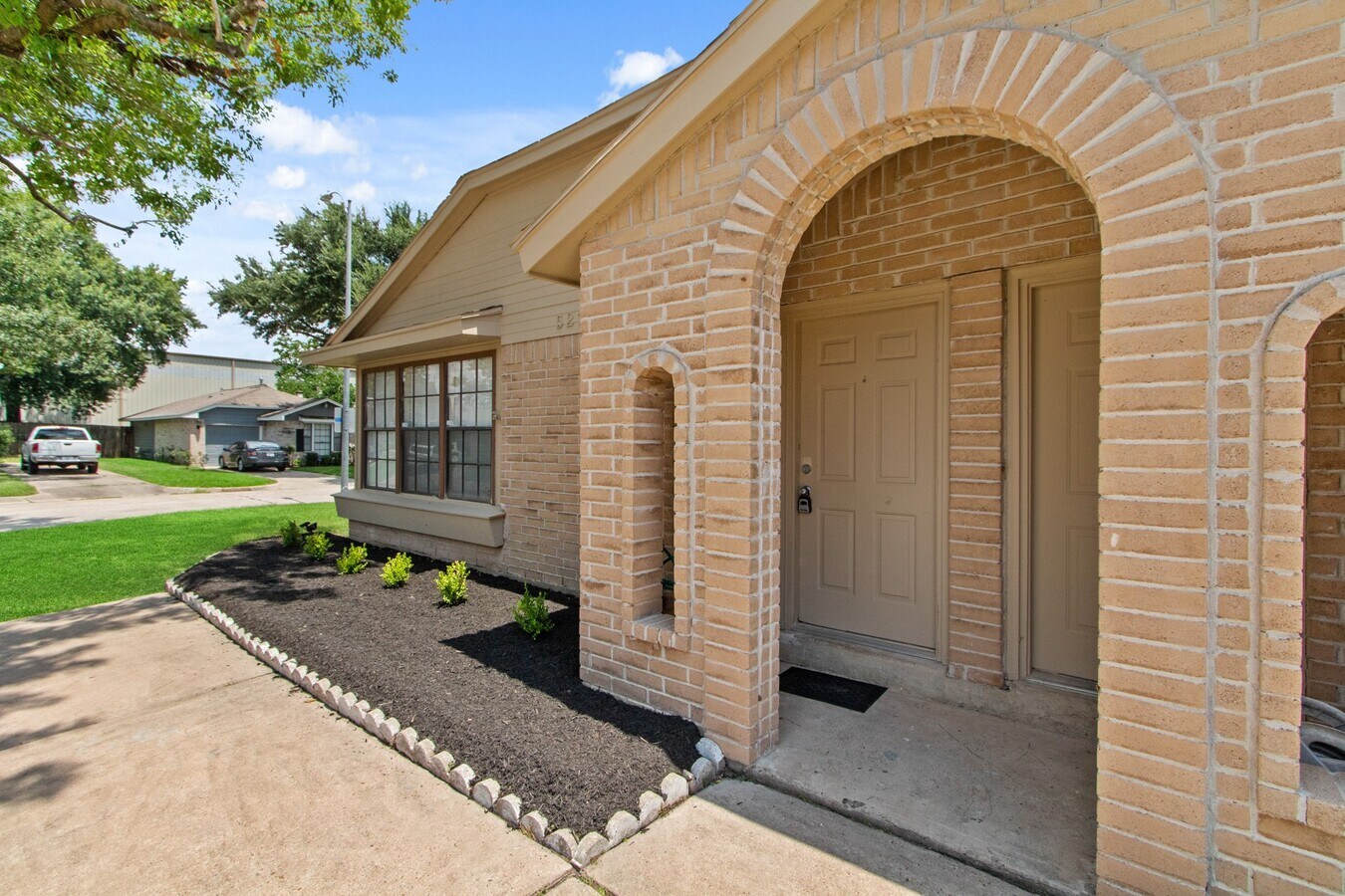 Photo - 5218 Beaverbrook Dr