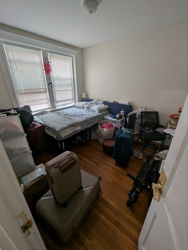 Photo - 352 Riverway Unit 3