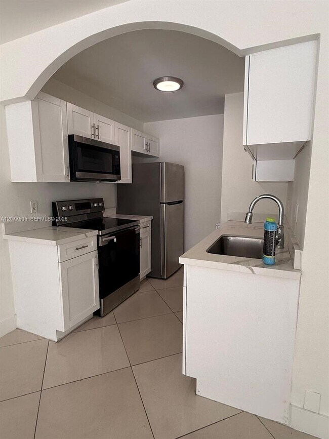 10230 Twin Lakes Dr Unit 16-C