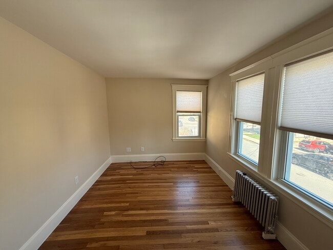 Building Photo - 19 Chauncey St Unit 2