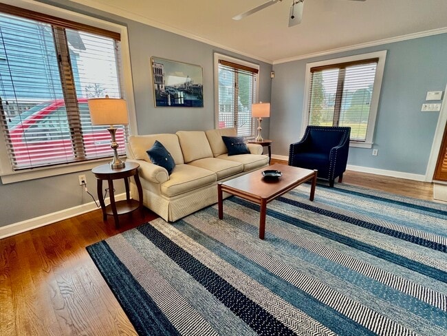 Photo - 23 Linden Ln