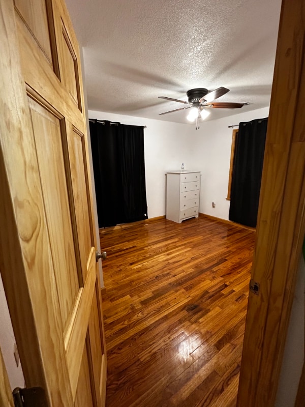 Photo - 4216 S Travis St