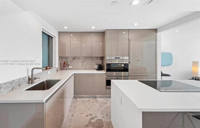 Photo - 1201 20th St