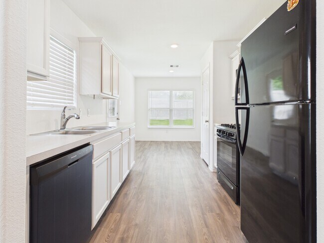 Photo - 1300 Winding Willow Dr