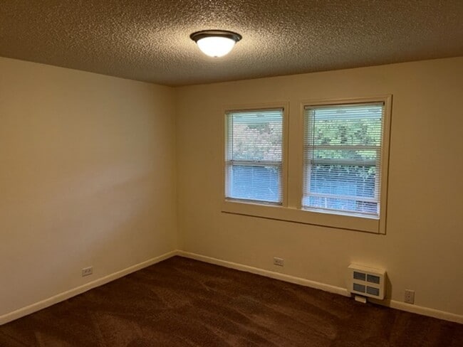 Photo - BG40-10 Unidad A