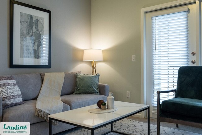 Photo - 715 W Slaughter Ln Unidad 02-1235.1405236