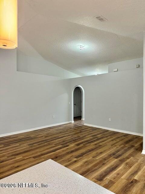 Photo - 185 King Arthur Ct