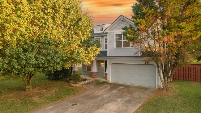 Photo - **BE THE LUCKY ONE TO LIVE IN THIS UPDATED NASHVILLE/ BELLEVUE HOME**