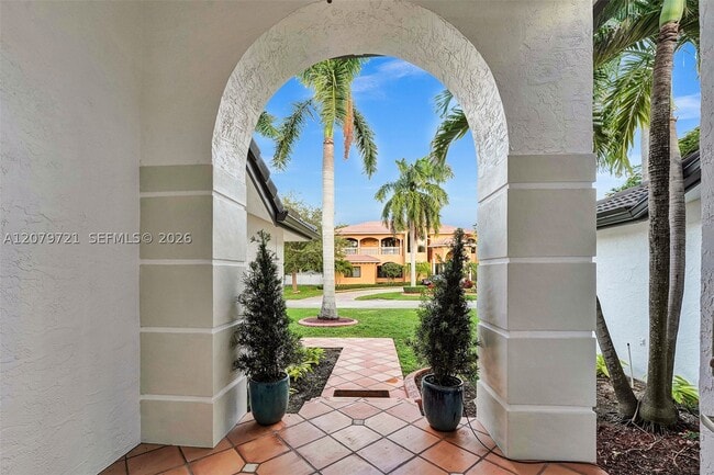 18440 SW 77th Ct