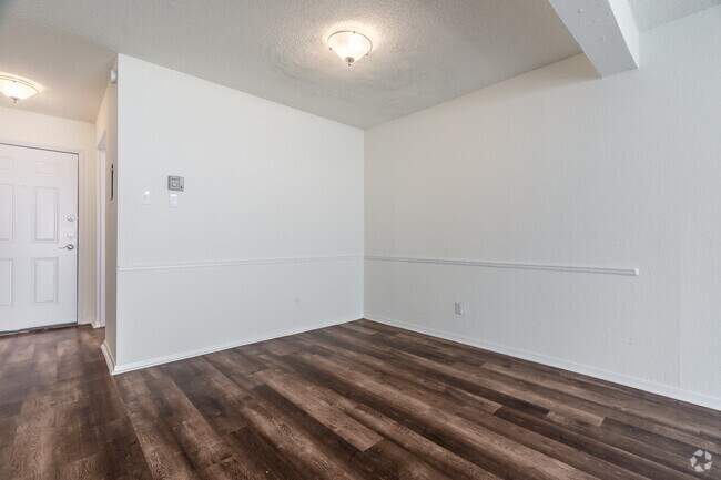 2BR, 1.5BA - 1,178SF - Dining Room