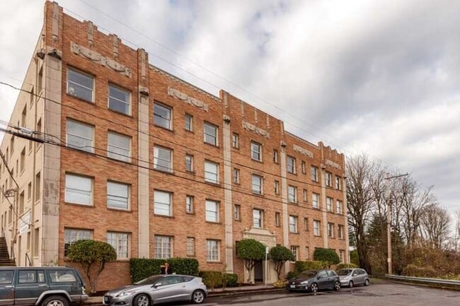 MARQUAM MANOR APARTMENTS (MCM03)