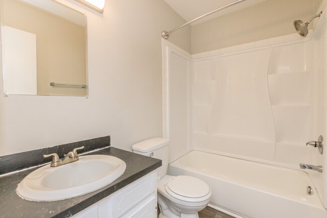 2 BD - 1.5 BA