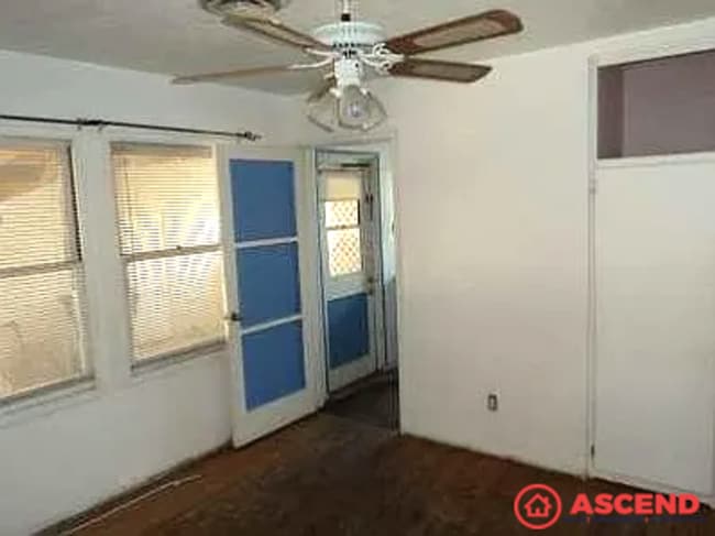 Photo - Comfortable 3BD/1BA Home in Bakersfield's 93304 — Gardener Included & Pets Welcome!
