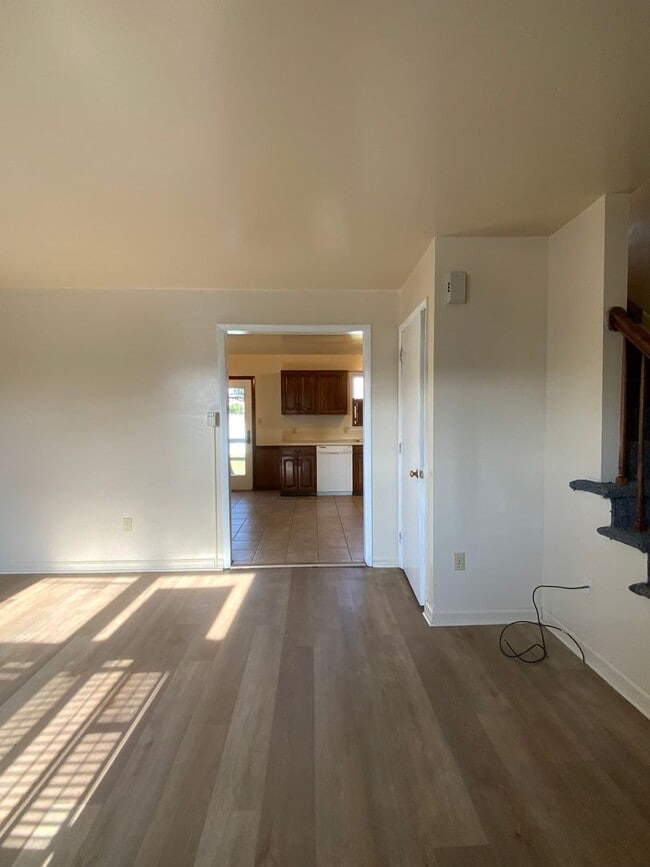 Photo - 413 S Plum St