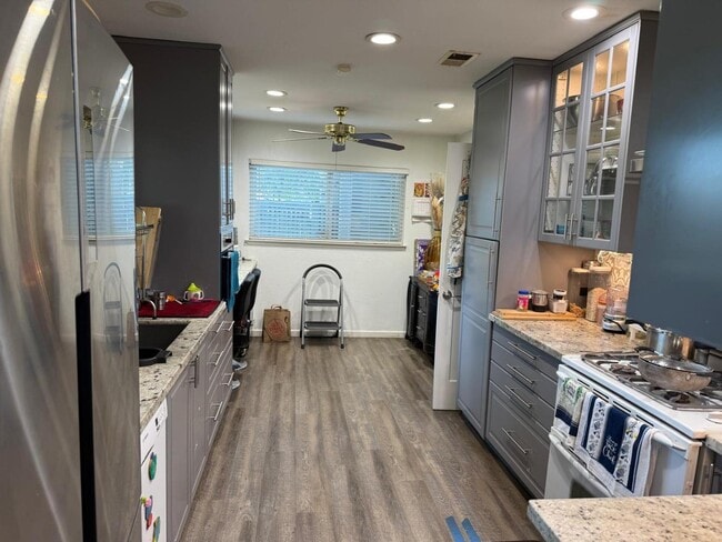 Photo - 7405 Maywood Dr Townhome