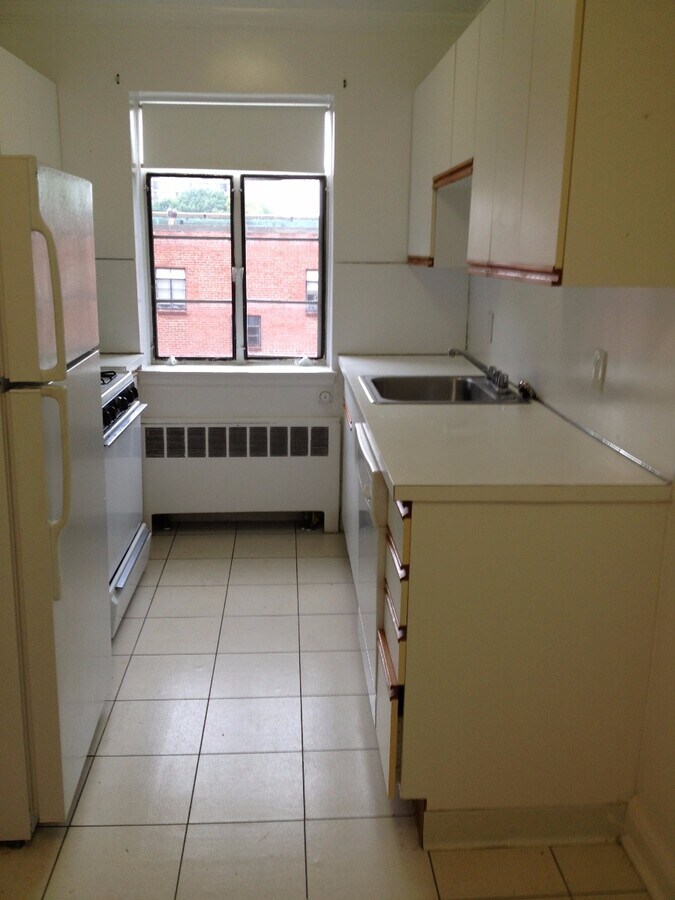 Photo - 70 Saint Paul St