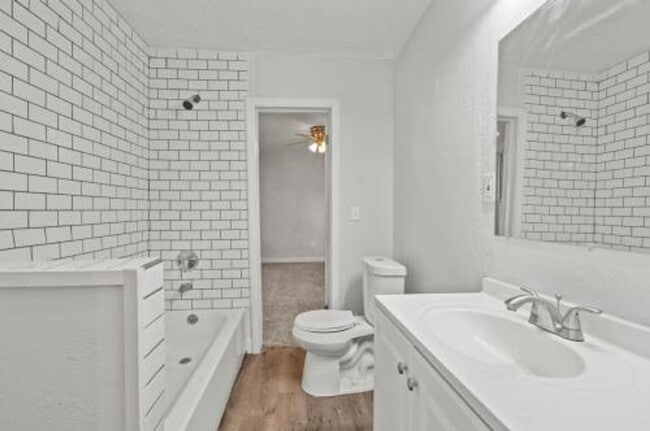 Photo - 4407 Wayne Ave
