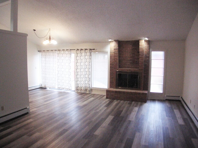 Photo - 1155 Lakeside Dr Unit 603