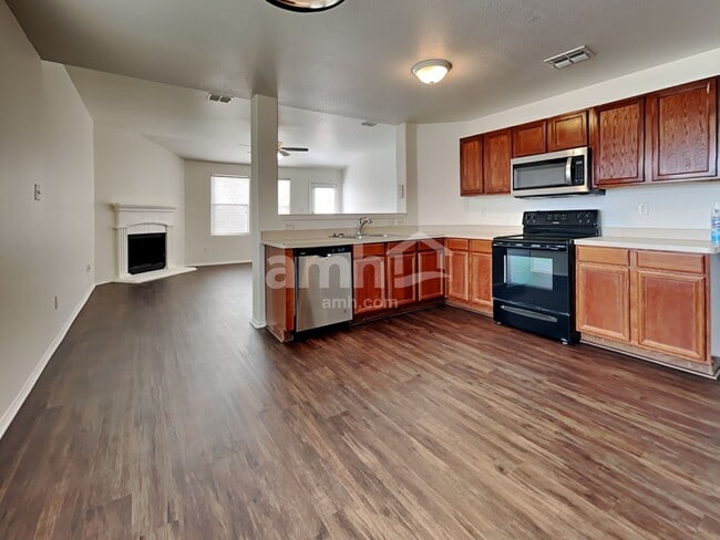 Photo - 1246 Yukon Dr