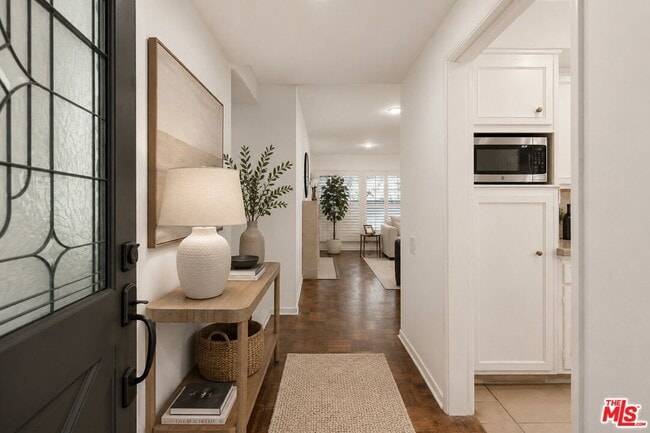 Photo - 2559 Hutton Dr