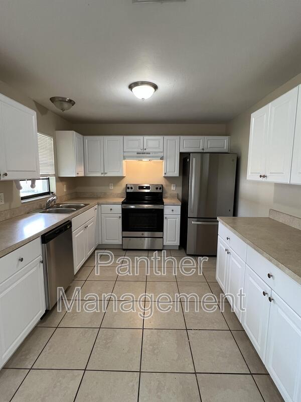 Photo - 1109 SE 6th Terrace