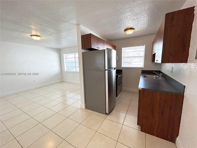 Photo - 2070 NE 162nd St Unit 4