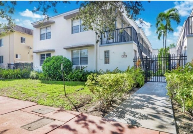 Photo - 966 Biarritz Dr Apartment Unit 2