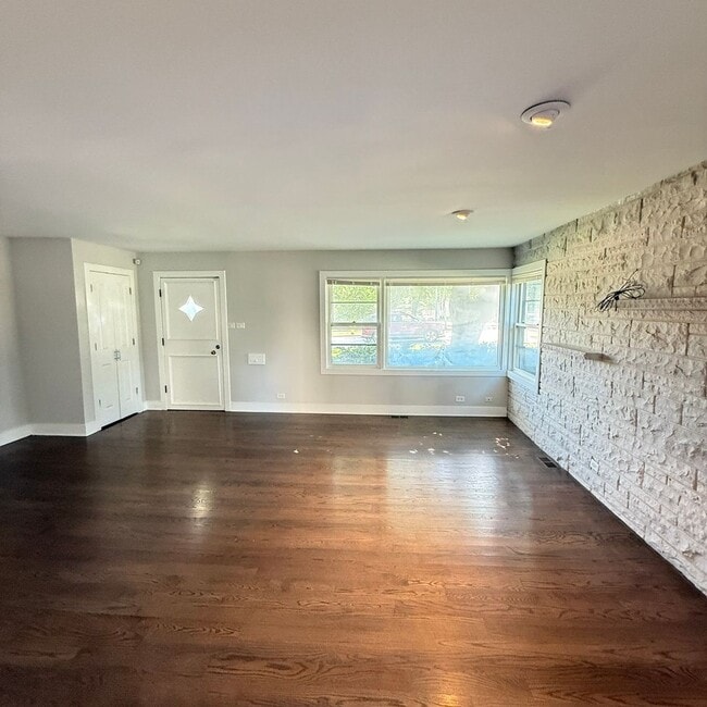 Photo - 4240 Gilbert Ave Unit 4244