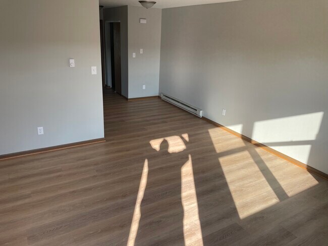 Photo - 811 Covey Ln